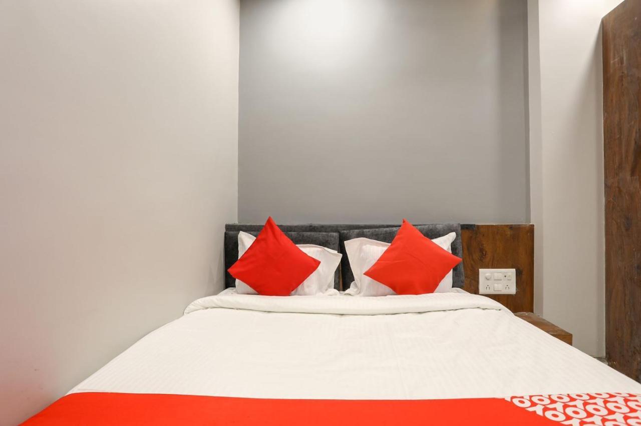 Hotel Shankar Ujjain Buitenkant foto