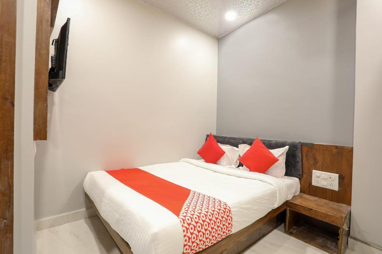 Hotel Shankar Ujjain Buitenkant foto